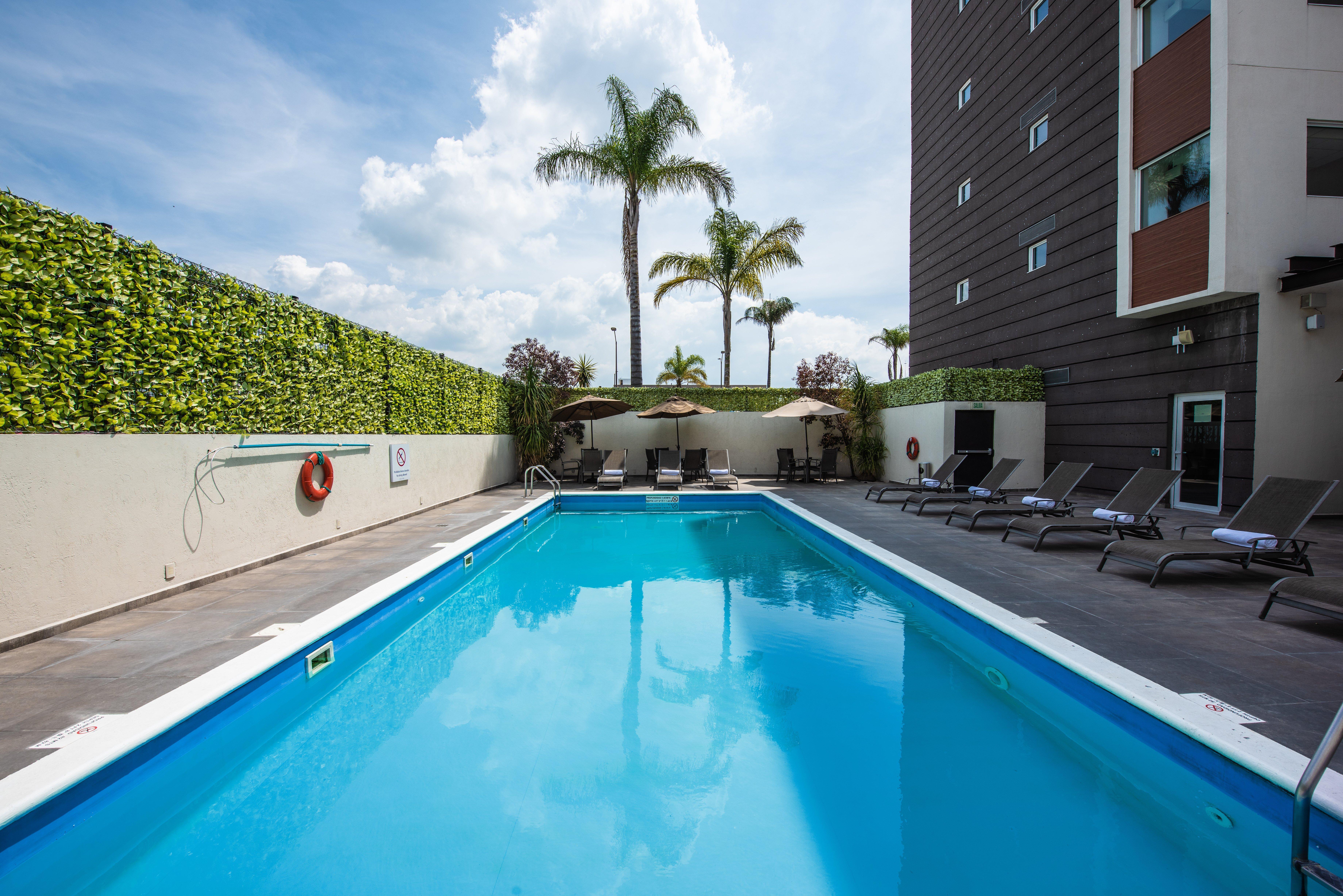 Holiday Inn Express And Suites Celaya By Ihg Exterior foto